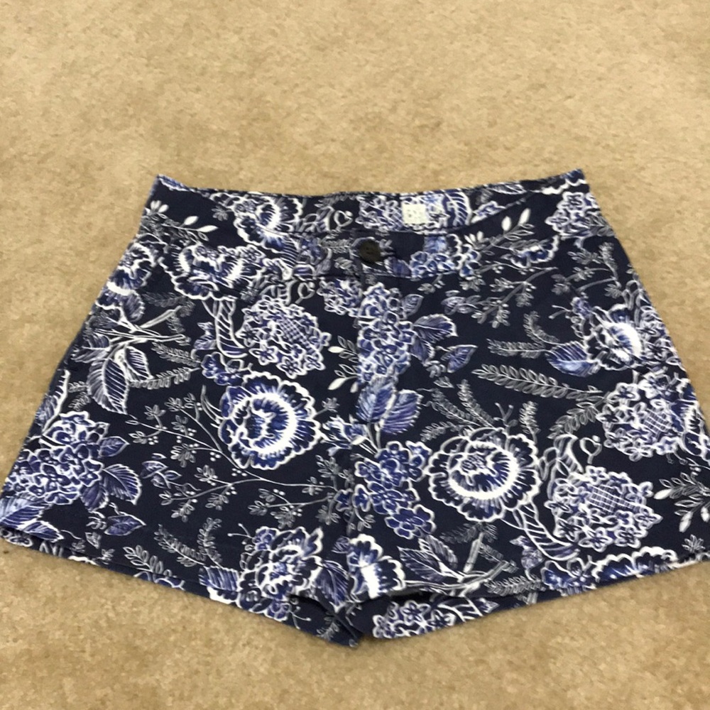 Gap 00r shorts